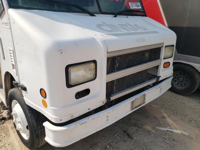 2004 Freightliner Chassis M Line WALK-IN Van