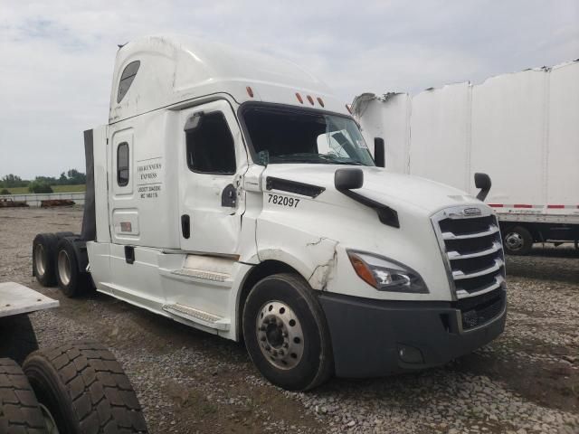 2018 Freightliner Cascadia 126