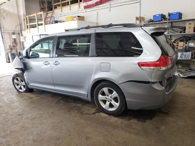 2014 Toyota Sienna LE