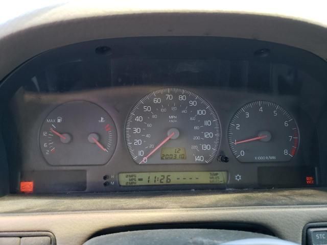 2000 Volvo V70 Base