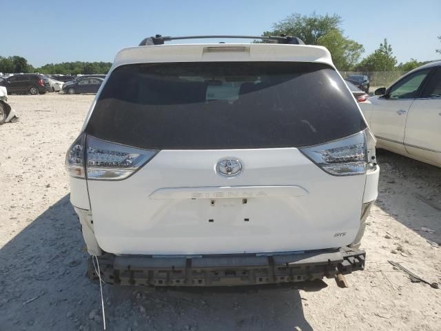 2014 Toyota Sienna Sport