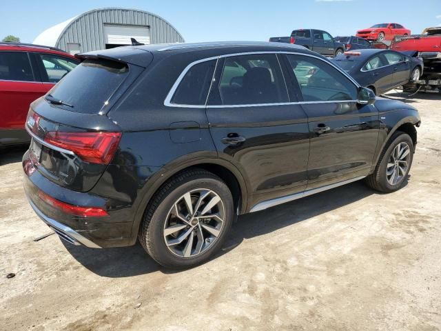 2022 Audi Q5 Premium Plus 45