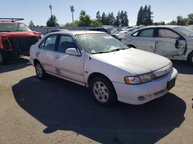 1999 Nissan Sentra Base