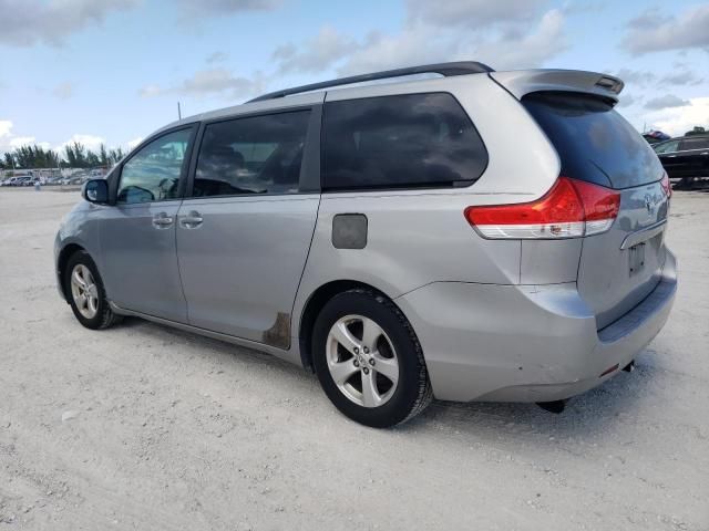 2011 Toyota Sienna LE