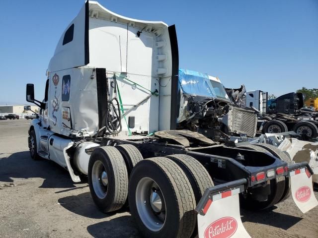 2022 Peterbilt 579