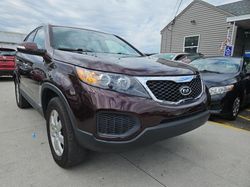 KIA Vehiculos salvage en venta: 2013 KIA Sorento LX