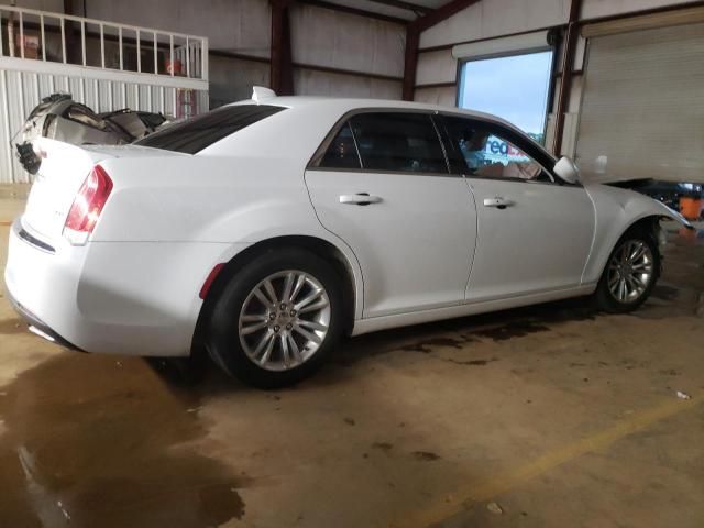 2017 Chrysler 300 Limited