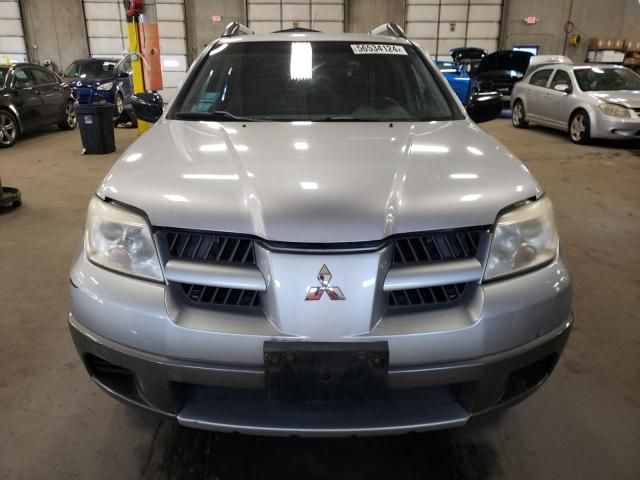 2005 Mitsubishi Outlander LS