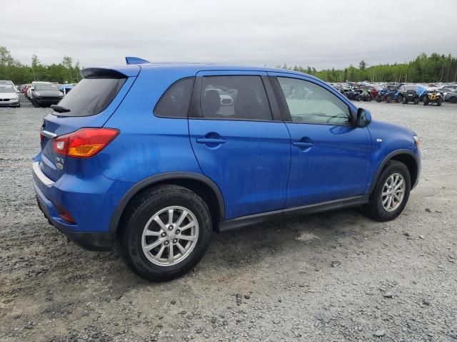 2018 Mitsubishi RVR SE