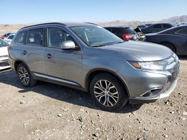 2016 Mitsubishi Outlander SE