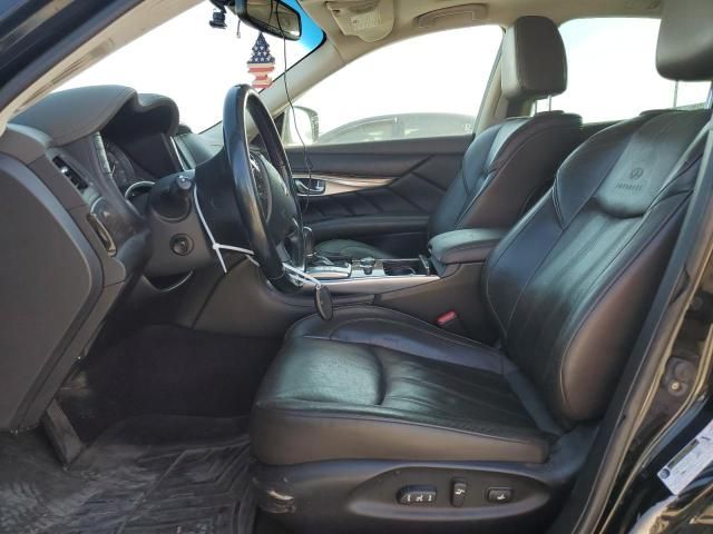 2011 Infiniti M56 X