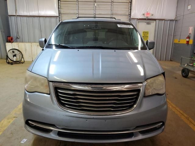 2013 Chrysler Town & Country Touring