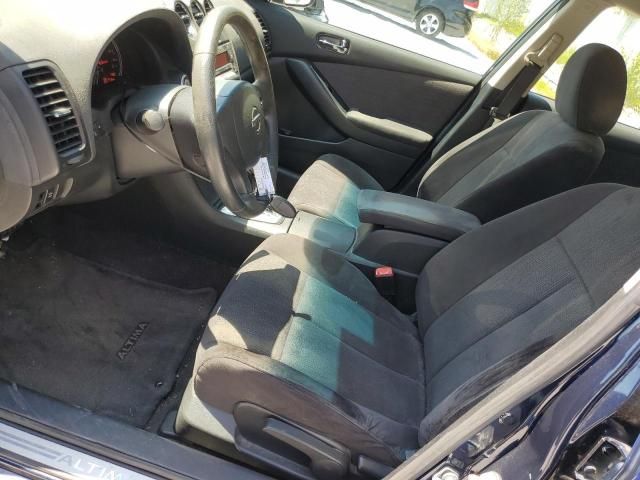 2010 Nissan Altima Base