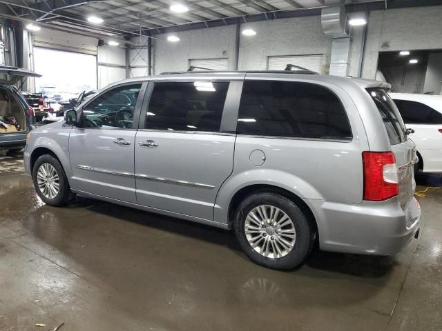 2015 Chrysler Town & Country Touring L