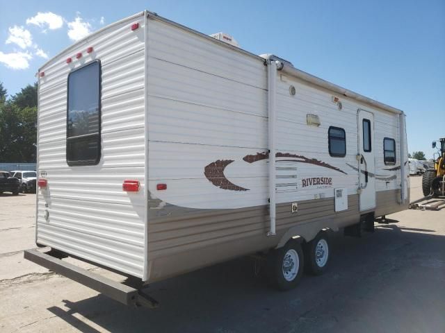 2010 Camp Trailer