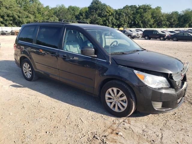 2012 Volkswagen Routan SE