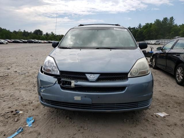 2005 Toyota Sienna CE