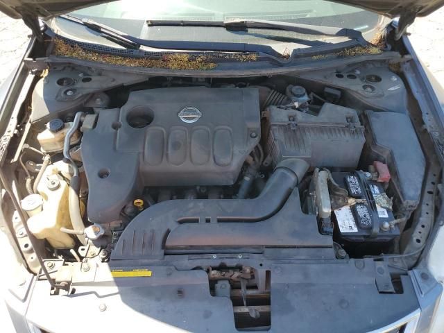 2010 Nissan Altima Base