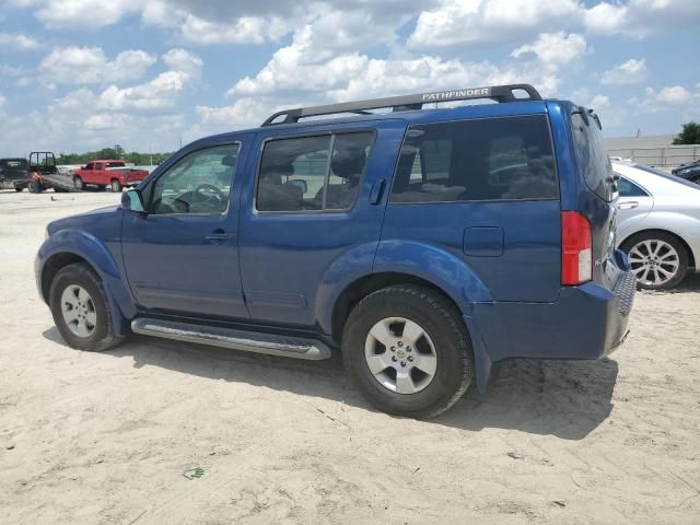 2006 Nissan Pathfinder LE