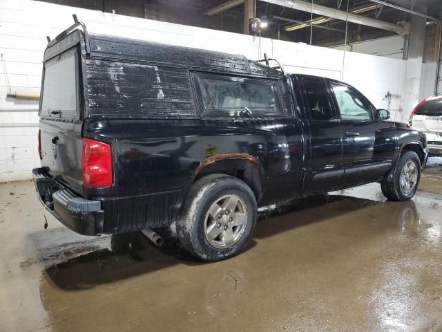 2005 Dodge Dakota SLT