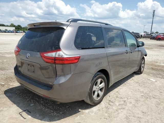 2015 Toyota Sienna LE