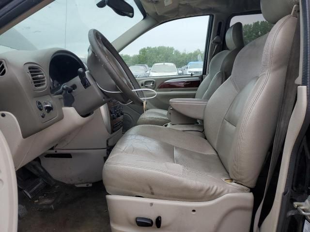 2005 Chrysler Town & Country Limited