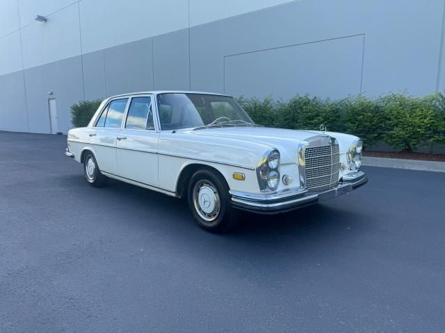 1968 Mercedes-Benz 280S