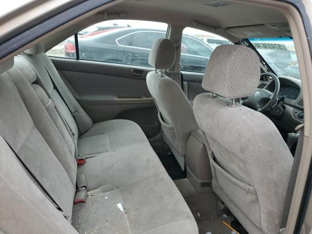 2004 Toyota Camry LE