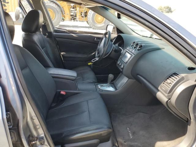 2010 Nissan Altima Base