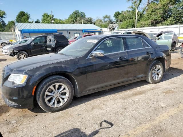 2016 Chrysler 300 Limited