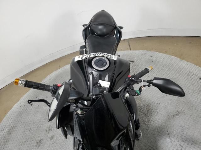 2016 Kawasaki ZR800 B