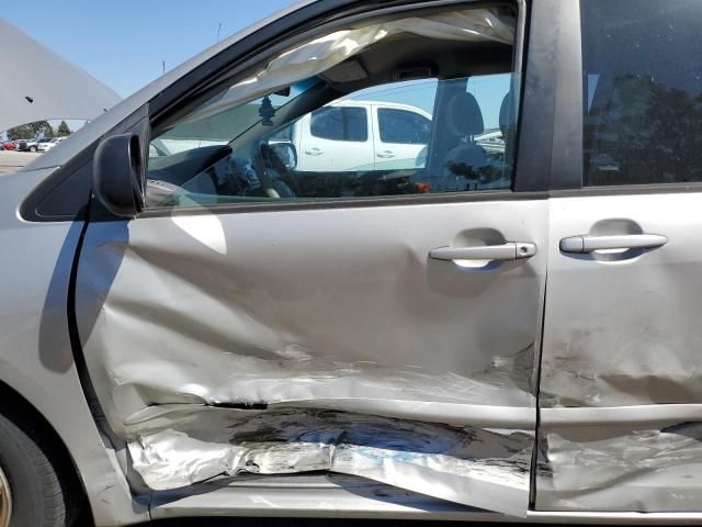 2008 Toyota Sienna CE