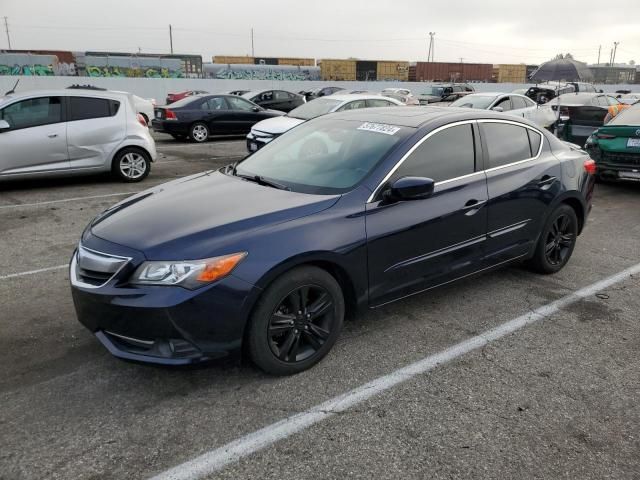 2013 Acura ILX Hybrid Tech