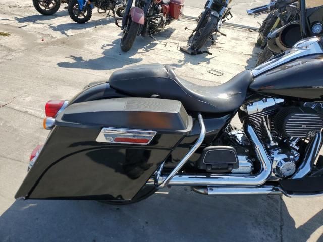 2011 Harley-Davidson Flhtk