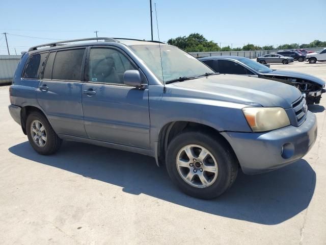 2004 Toyota Highlander Base