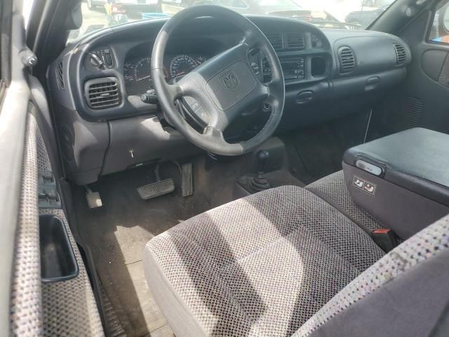 2000 Dodge RAM 2500