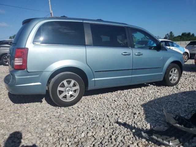 2010 Chrysler Town & Country Touring