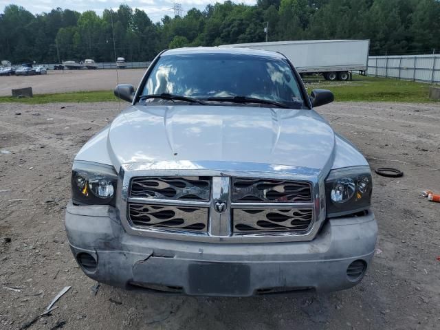 2007 Dodge Dakota Quattro