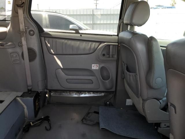 2007 Toyota Sienna XLE