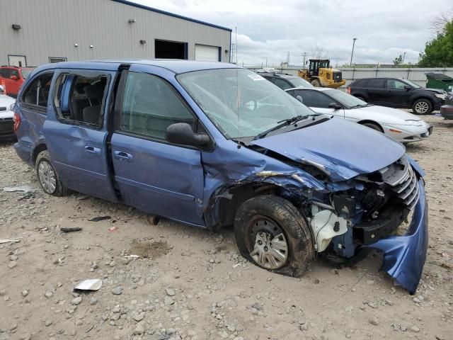 2007 Chrysler Town & Country LX