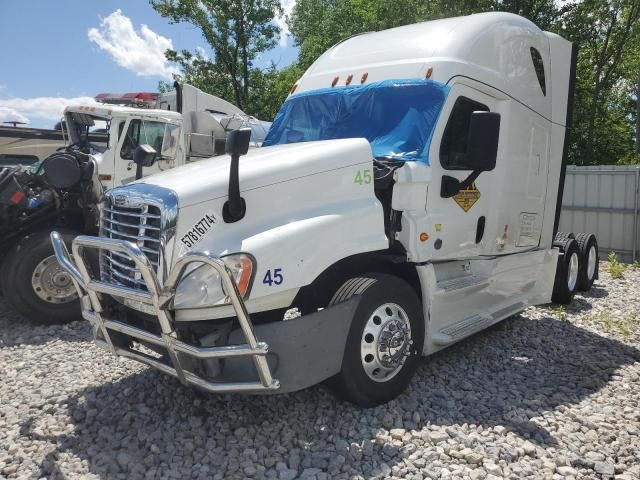 2016 Freightliner Cascadia 125