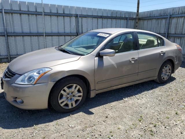 2012 Nissan Altima Base