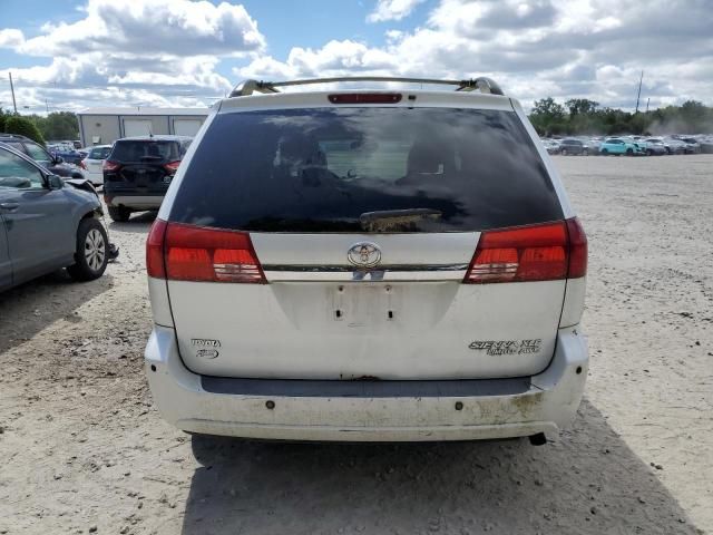 2005 Toyota Sienna XLE