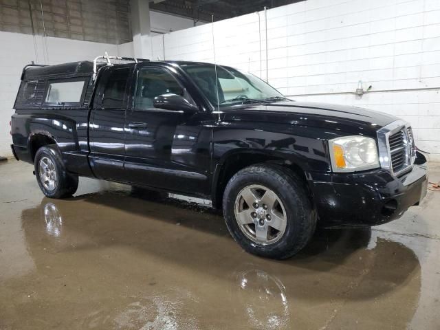 2005 Dodge Dakota SLT