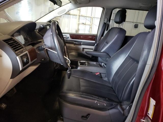 2010 Chrysler Town & Country Touring Plus