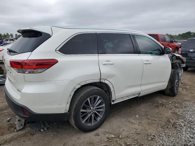 2018 Toyota Highlander SE