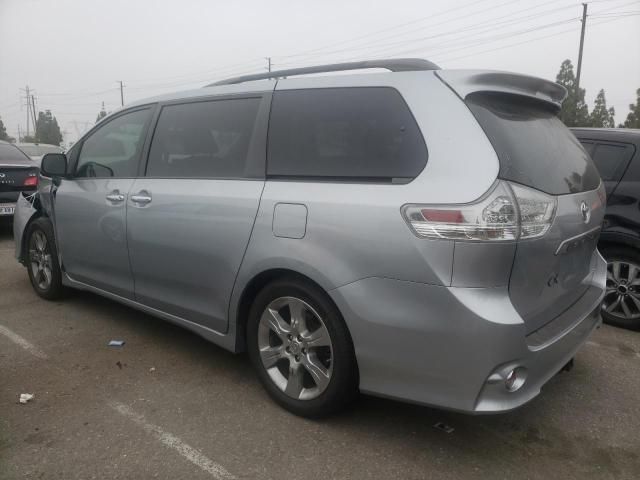 2014 Toyota Sienna Sport