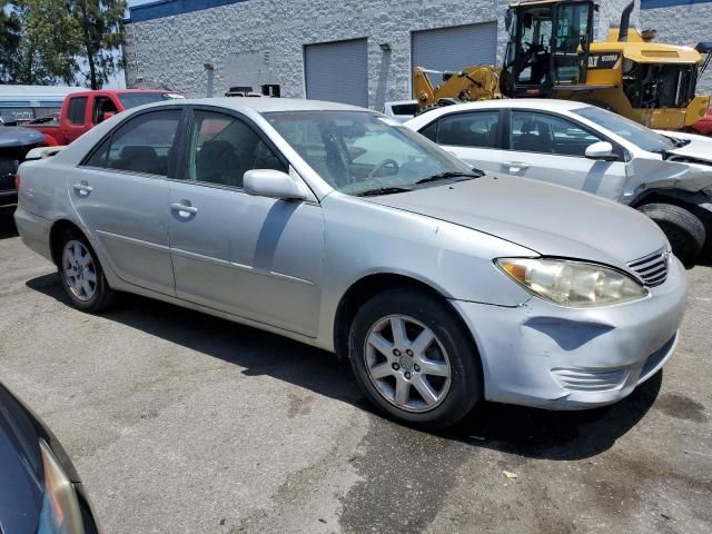 2005 Toyota Camry LE