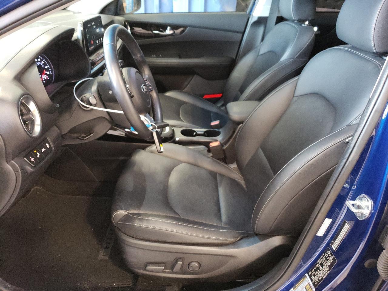 2021 KIA Forte ex