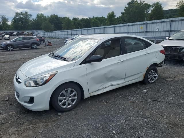 2013 Hyundai Accent GLS